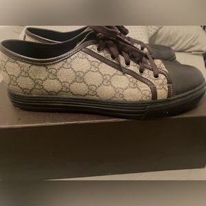 Men’s Gucci shoes